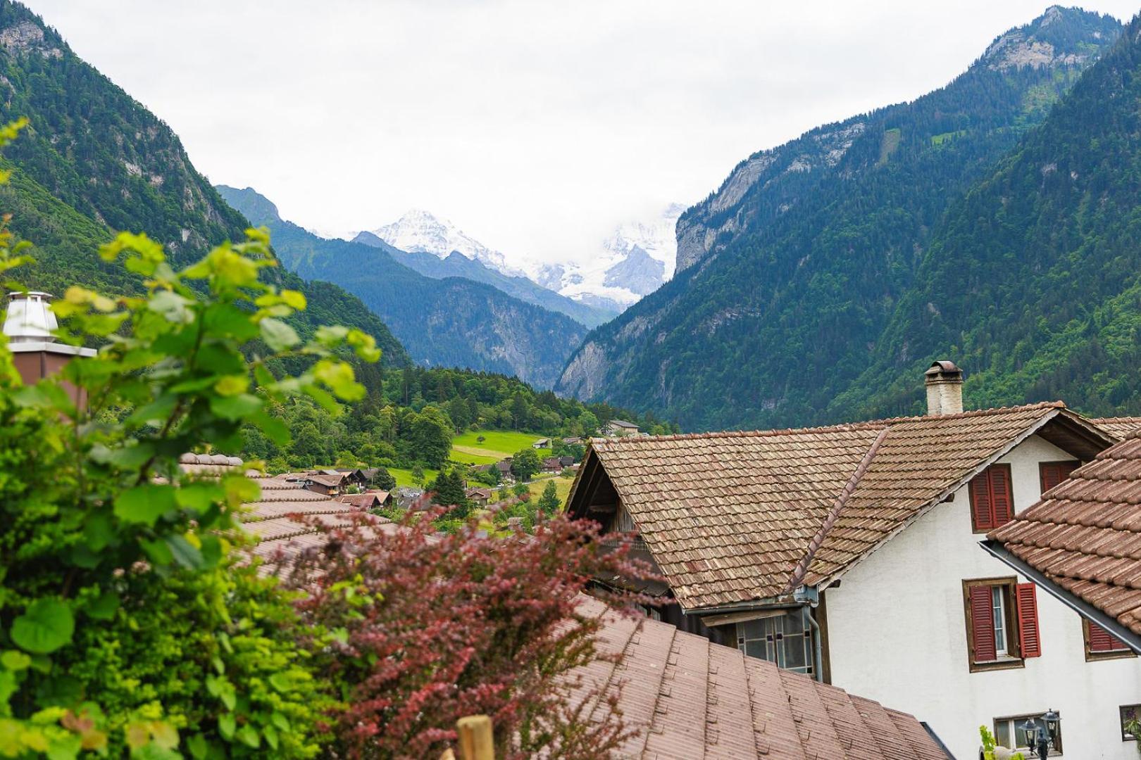 Charming Alpine Retreat By Apartments Capricorn Gsteigwiler Kültér fotó