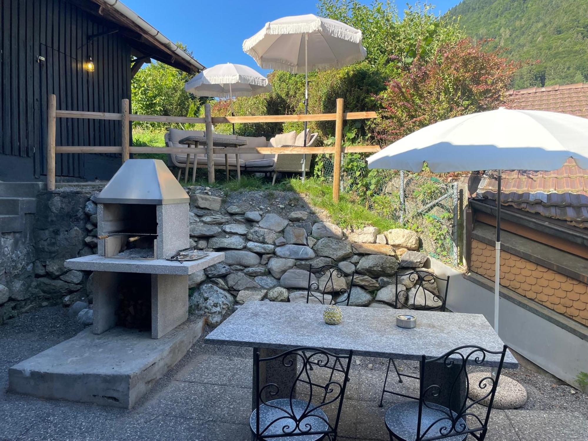 Charming Alpine Retreat By Apartments Capricorn Gsteigwiler Kültér fotó
