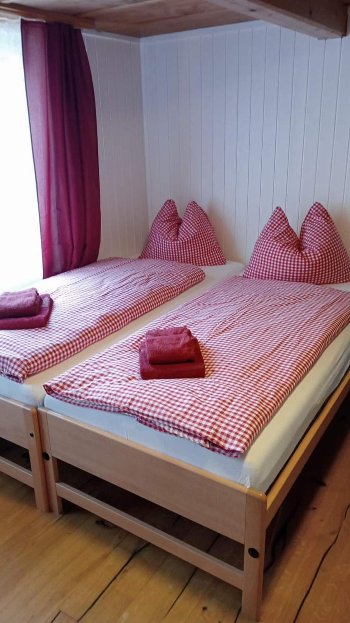 Charming Alpine Retreat By Apartments Capricorn Gsteigwiler Kültér fotó